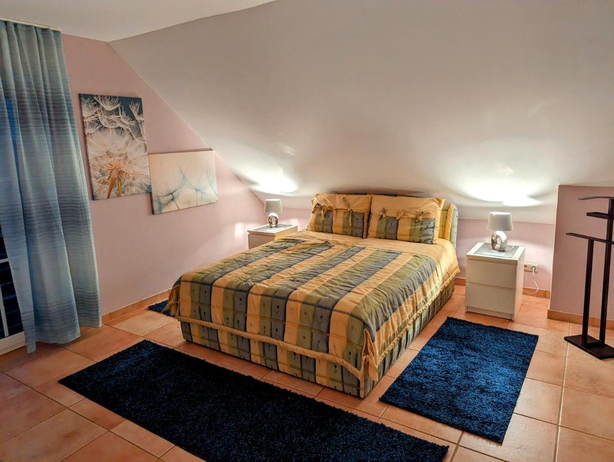 Grosse Schoenheit Mit Panoramablick ออยส์เคียร์เชิน ภายนอก รูปภาพ